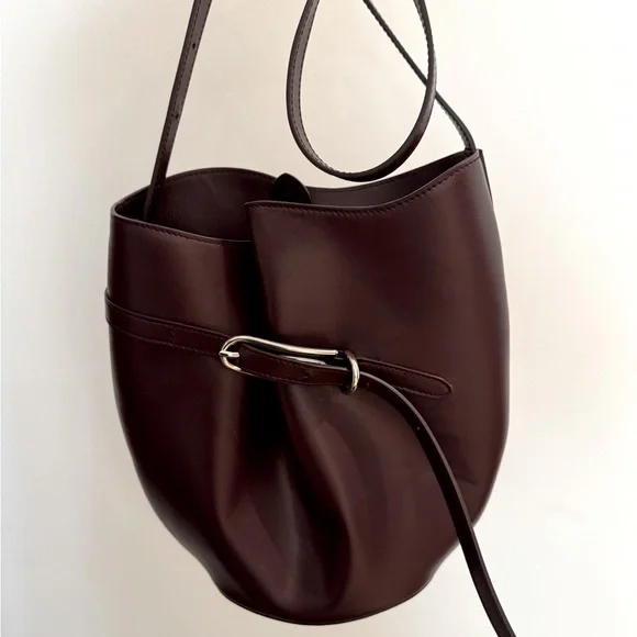 LIFFNER Belted Bucket Bag in Burgundy - Picture 1 of 4